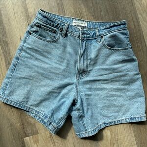 Abercrombie & Fitch High Rise loose Jeans